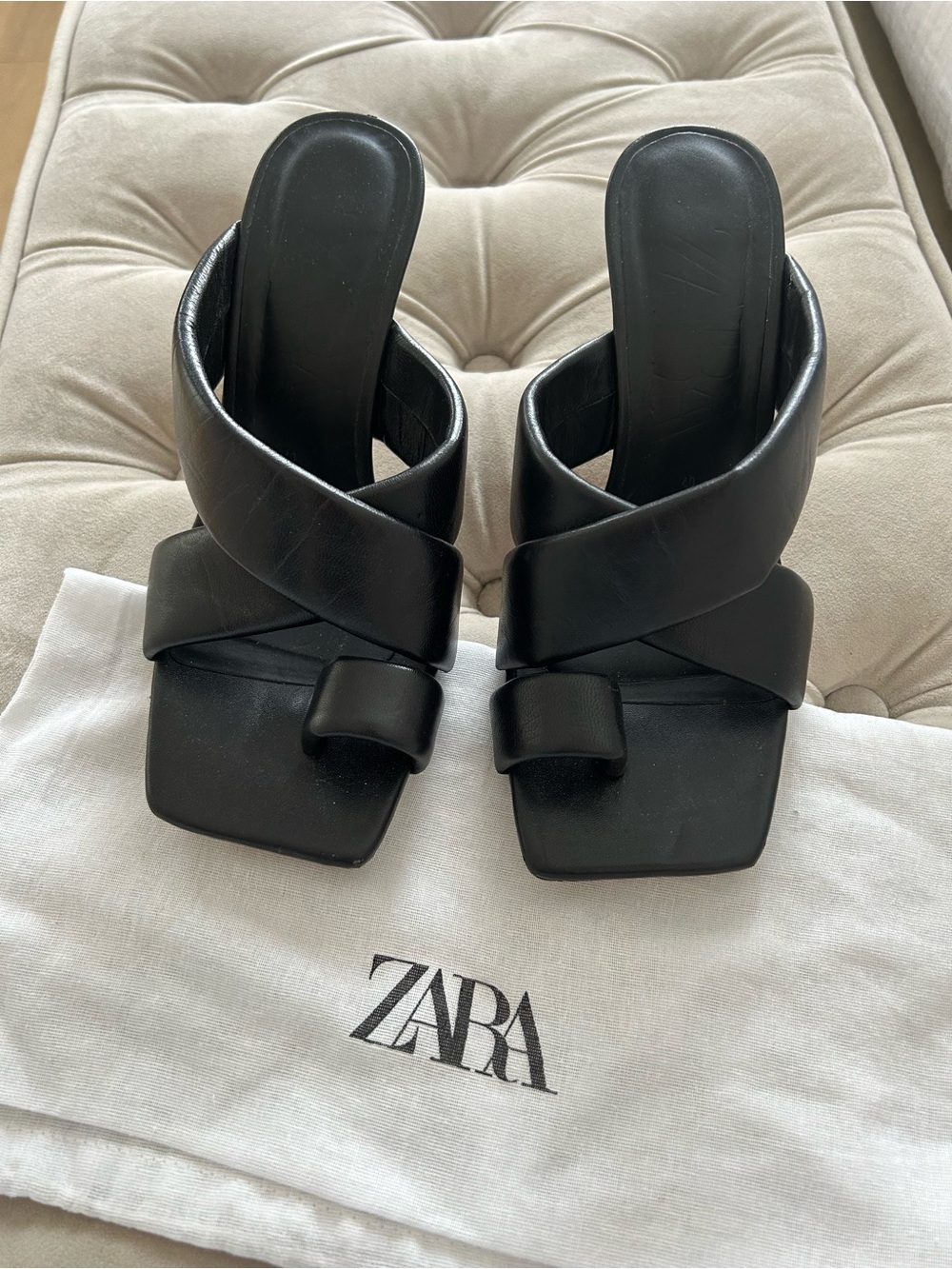 ZARA Black Leather Crossover Padded Mule Heels Sandals 40